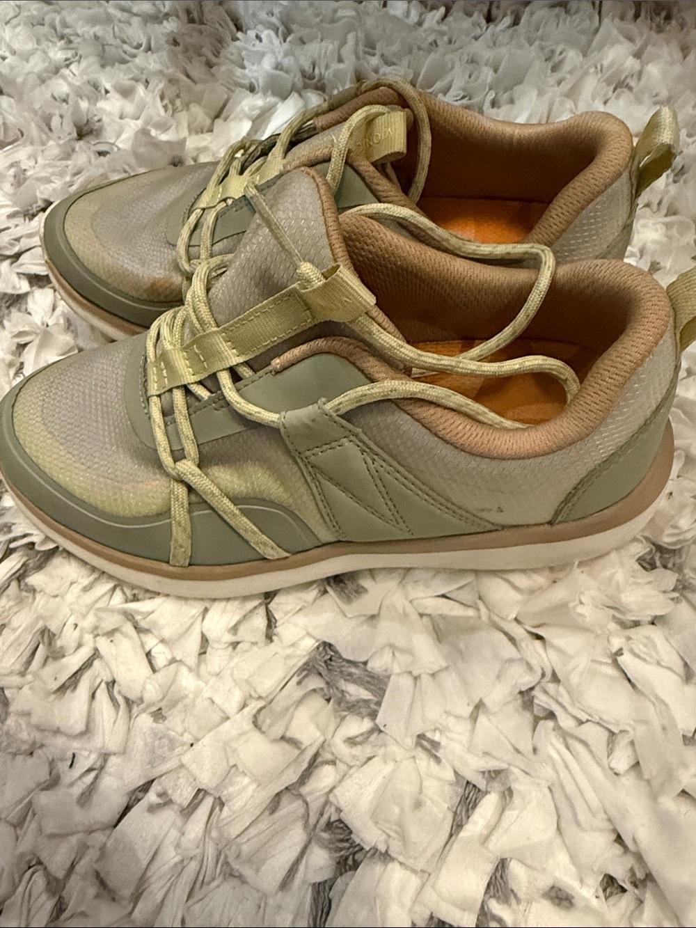 Vionic Light Green Comfort Lace-Up Women's Sneakers